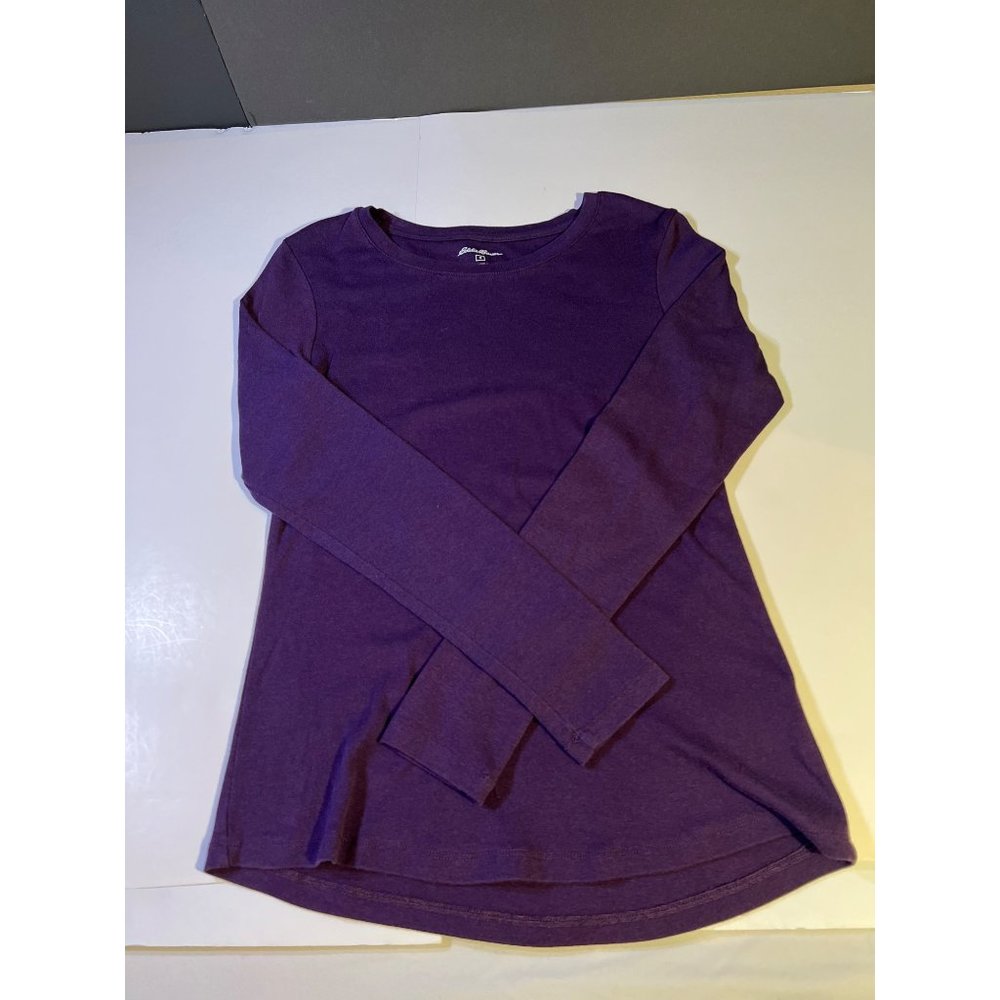 Women’s Eddie Bauer Pullover VNeck Long Small